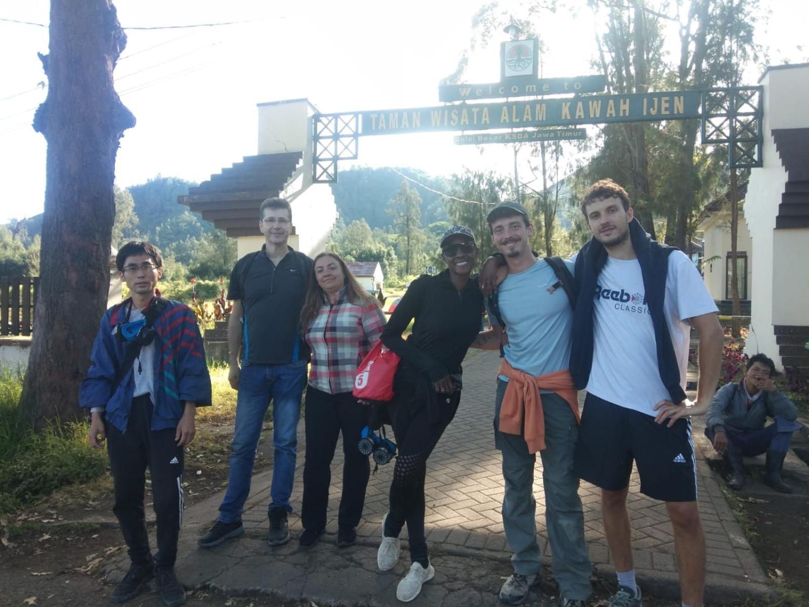 Dannu'S Homestay Ijen And Bromo Tour Banyuwangi  Exterior photo